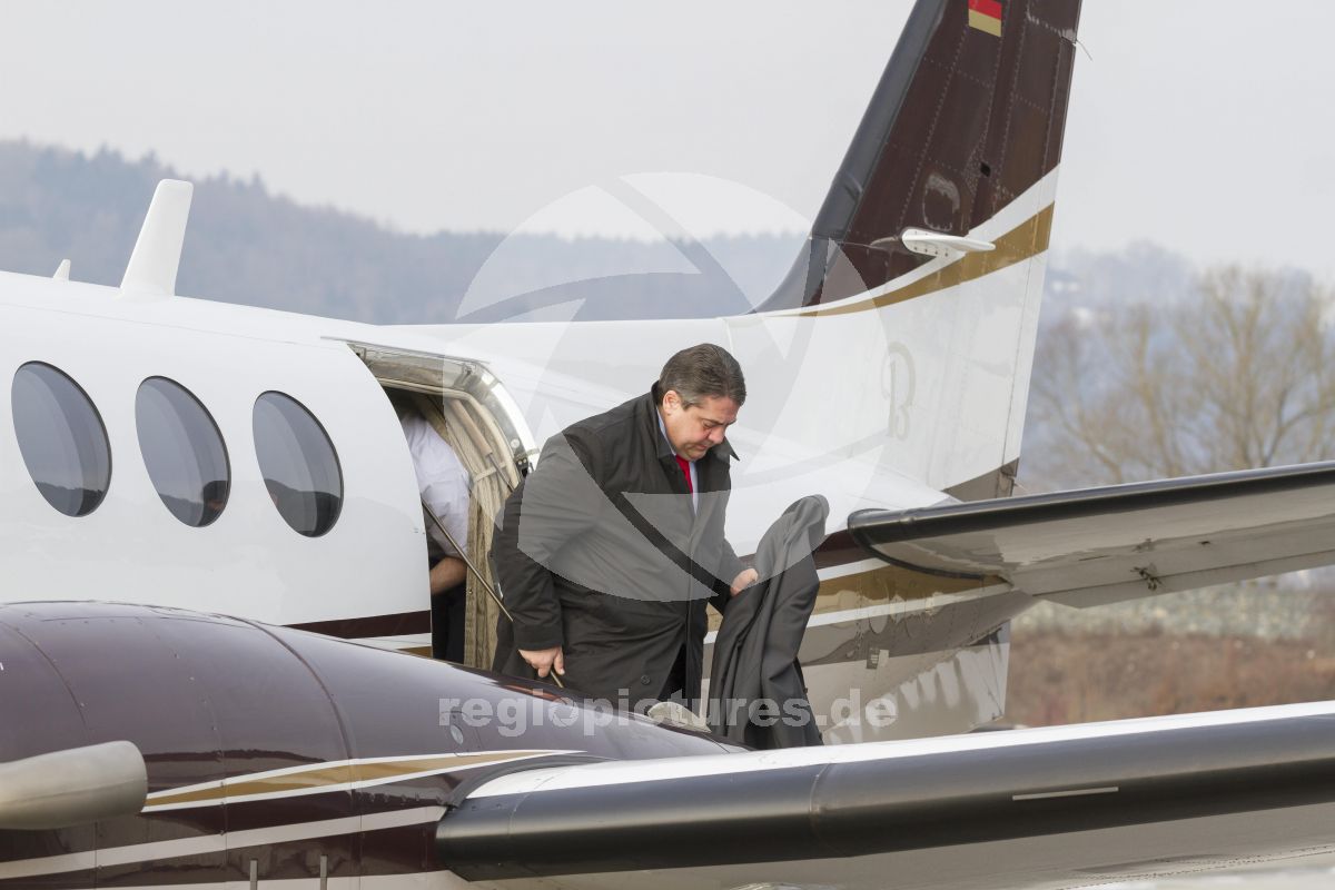 Preview 20120222-ms-001.jpg